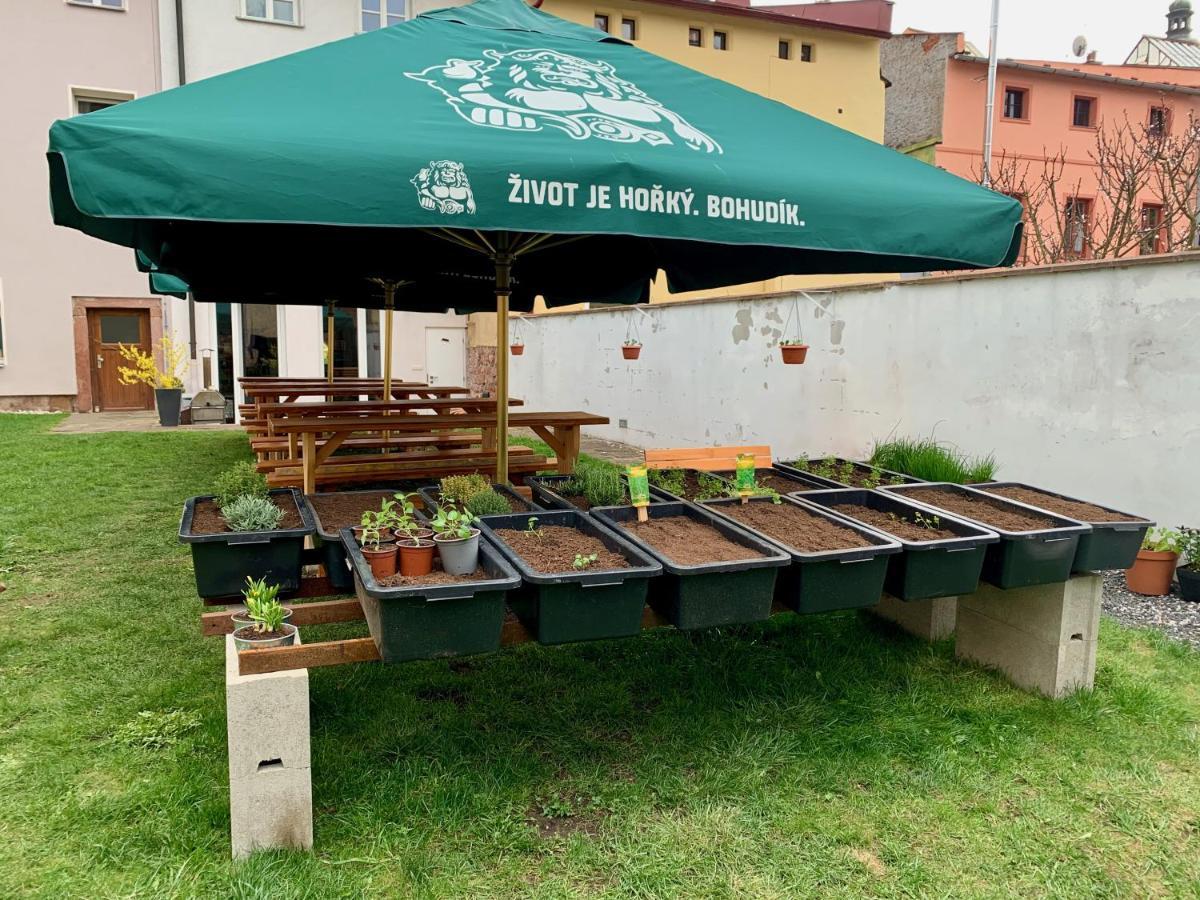 Penzion A Restaurace 14 Hostinne  Luaran gambar